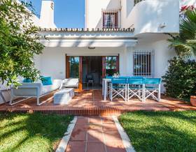 villas for rent in caleta de velez