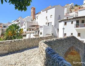 villas for sale in salares