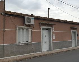 villas for sale in benferri