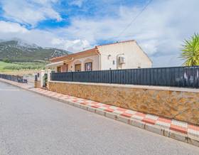 villas for sale in illora