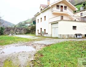 villas for sale in cangas del narcea